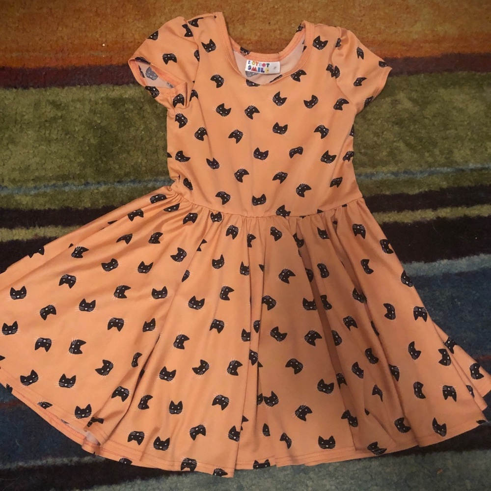 Dot dot smile dress